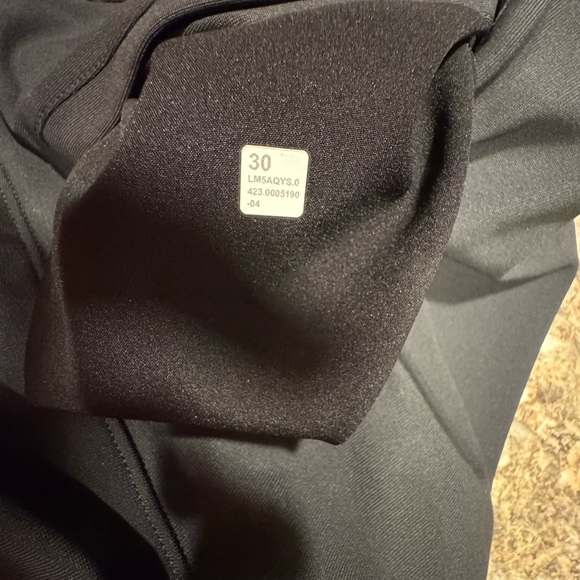 Lululemon Commission Pant – Slim Fit (Warpstreme) size 30 - Picture 4 of 4